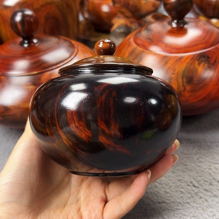 山**月老挝大红酸枝茶叶罐一个