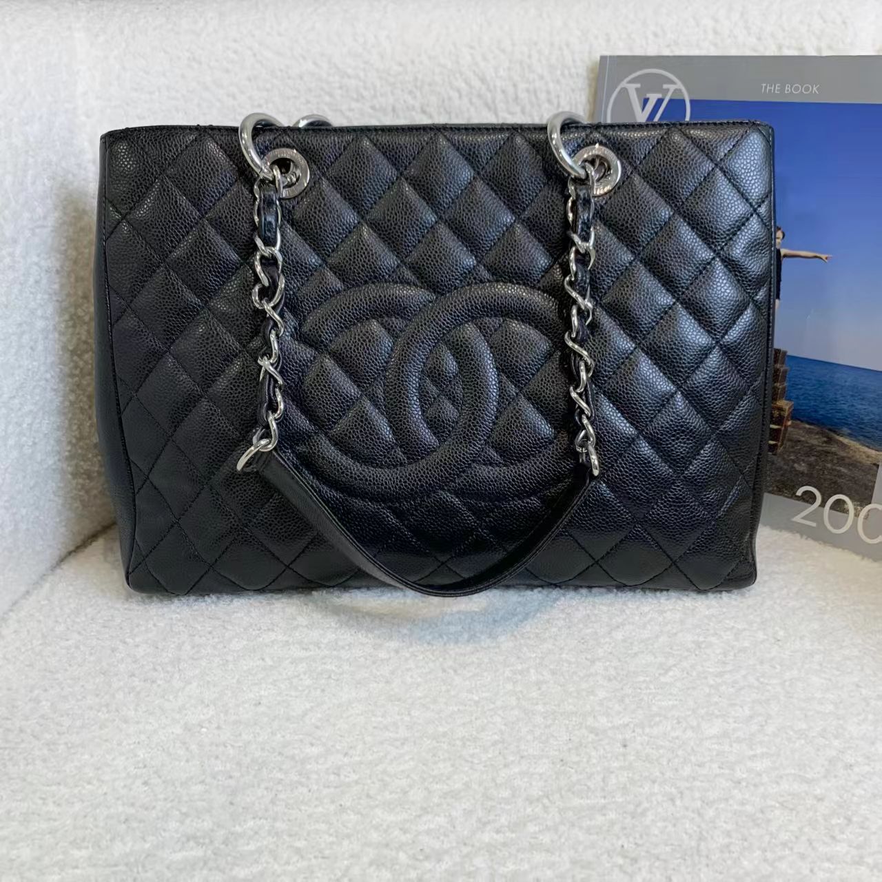 99新 Chanel/香奈儿 壹臻/黑银荔枝牛gst 16开 22277838