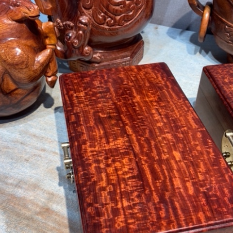 六***六檀香紫檀（小叶紫檀）