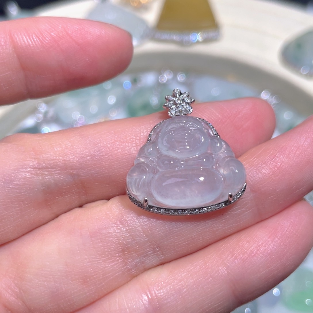 翡翠颈饰18K金镶嵌翡翠