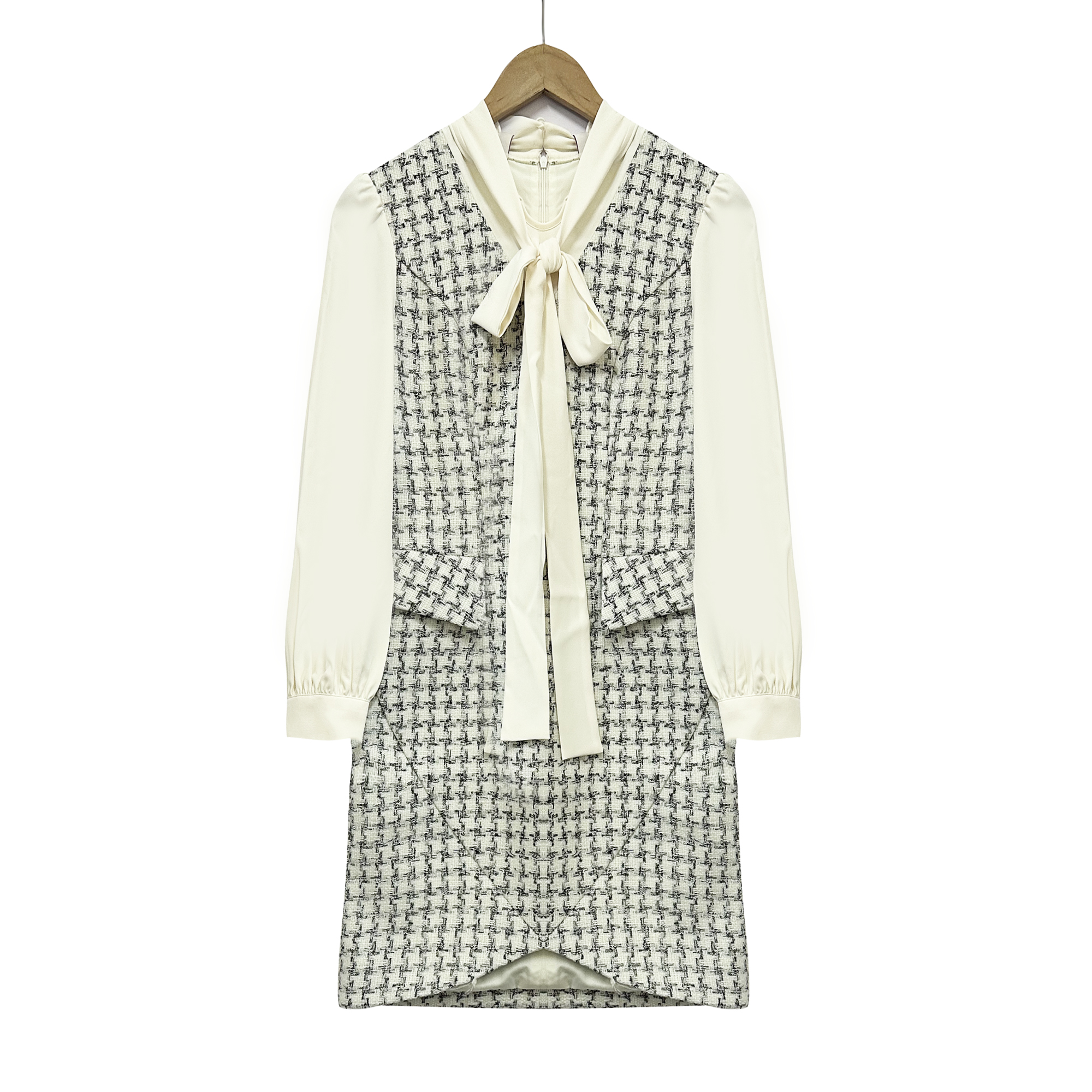 春上新！女士系带领拼接长袖小香风连衣裙F181