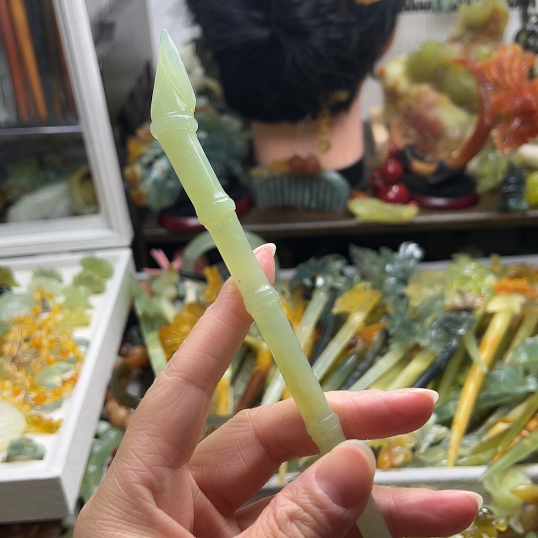 蛇纹石玉发饰合金