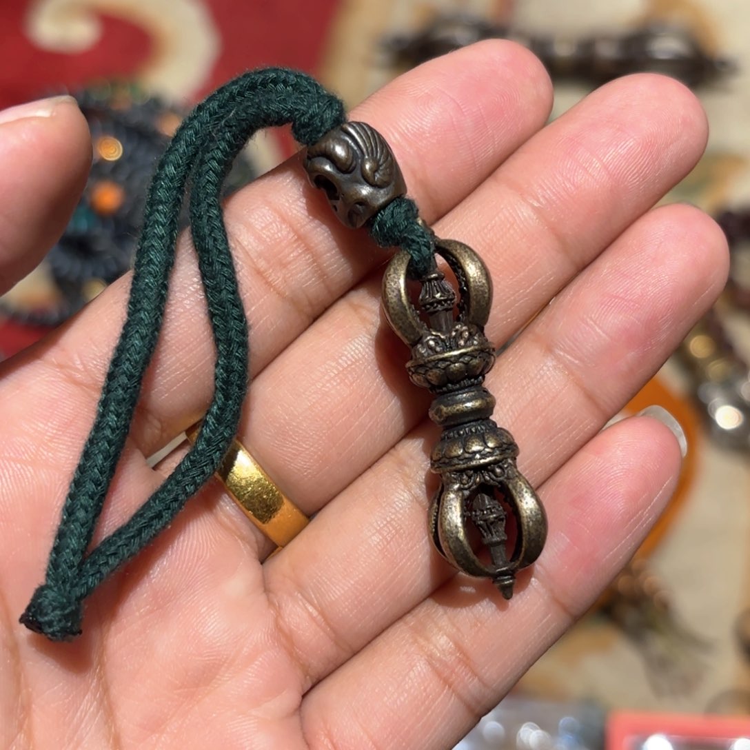 铜星月菩提吊坠项链