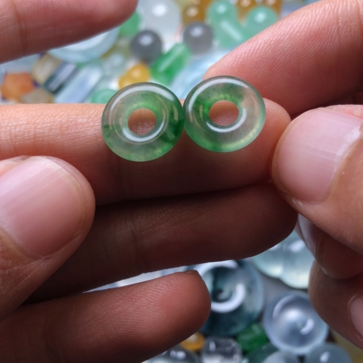 未镶嵌定制翡翠挂件