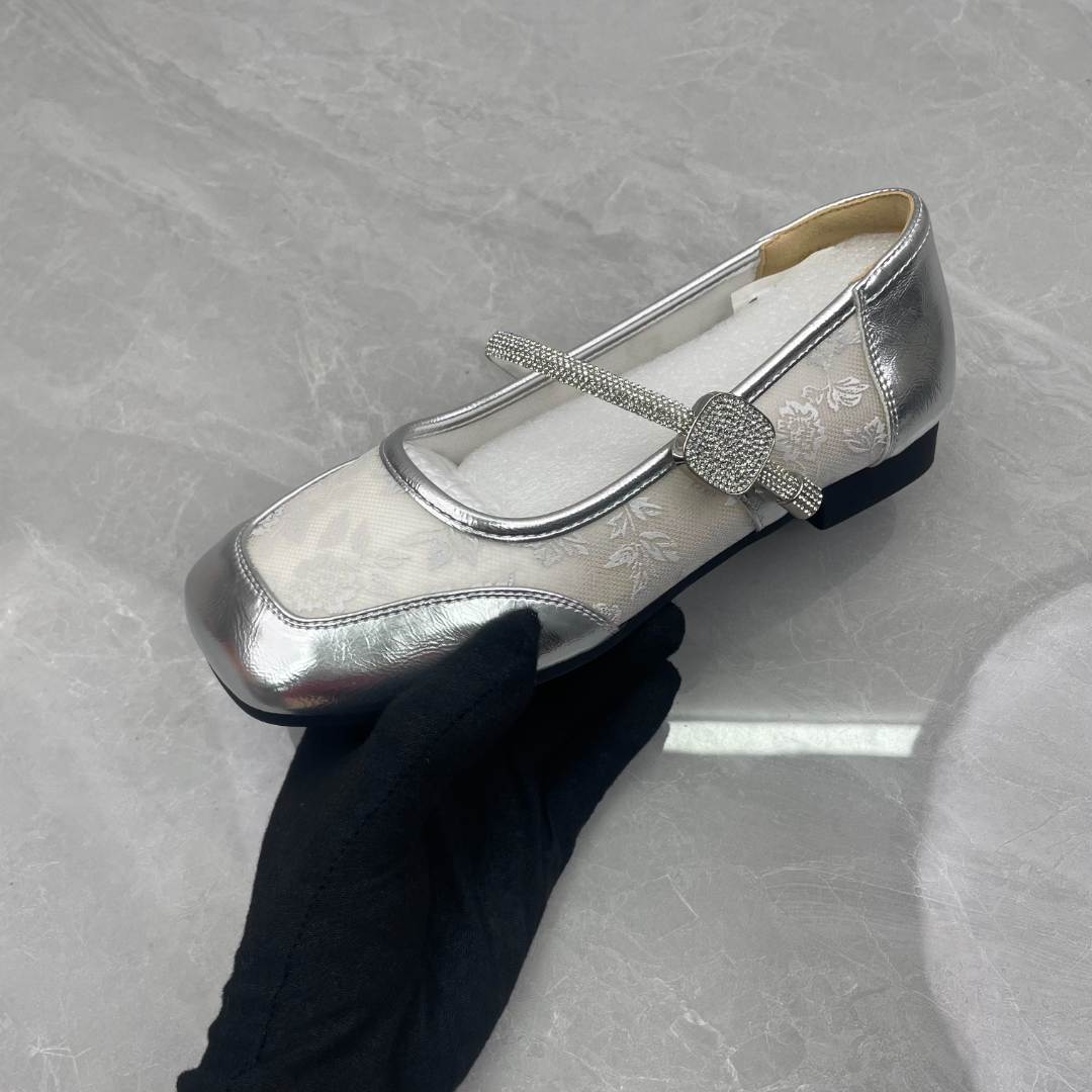 单鞋女    3014-2021(孤品)d区38码