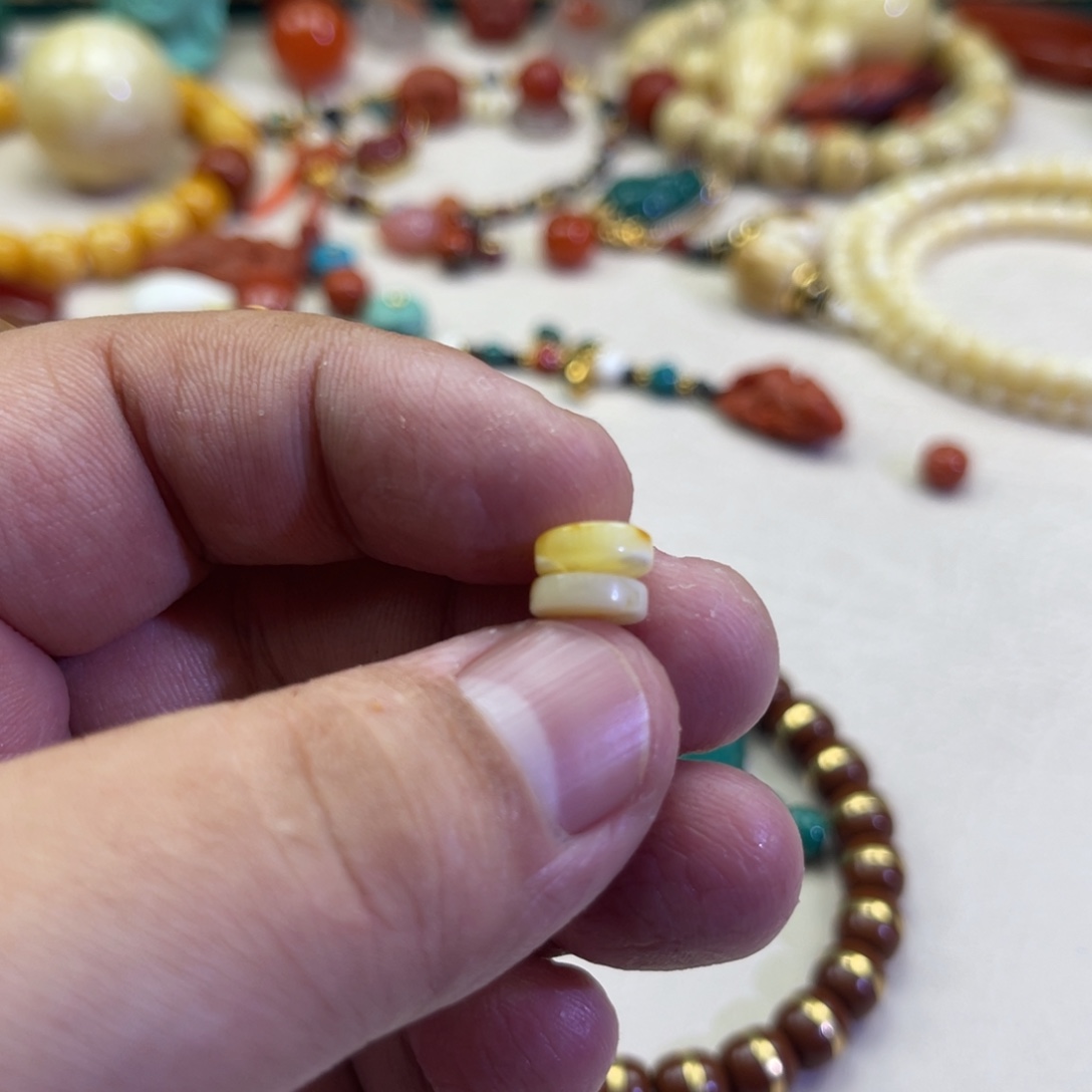 琥珀未镶嵌珠宝奇石56