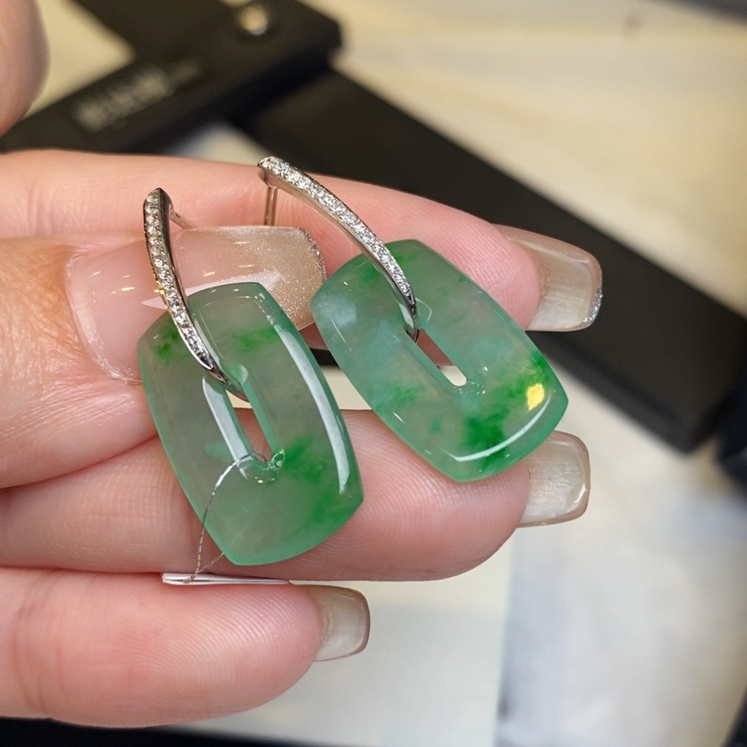 翡翠耳饰18K金镶嵌福贝