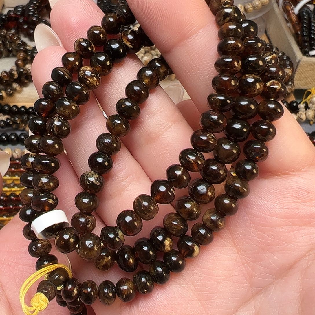 琥珀未镶嵌裸石抚顺琥珀六20501