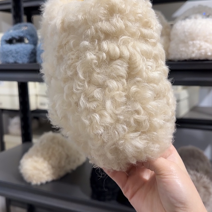 36奶茶色卷毛包脚五厘米