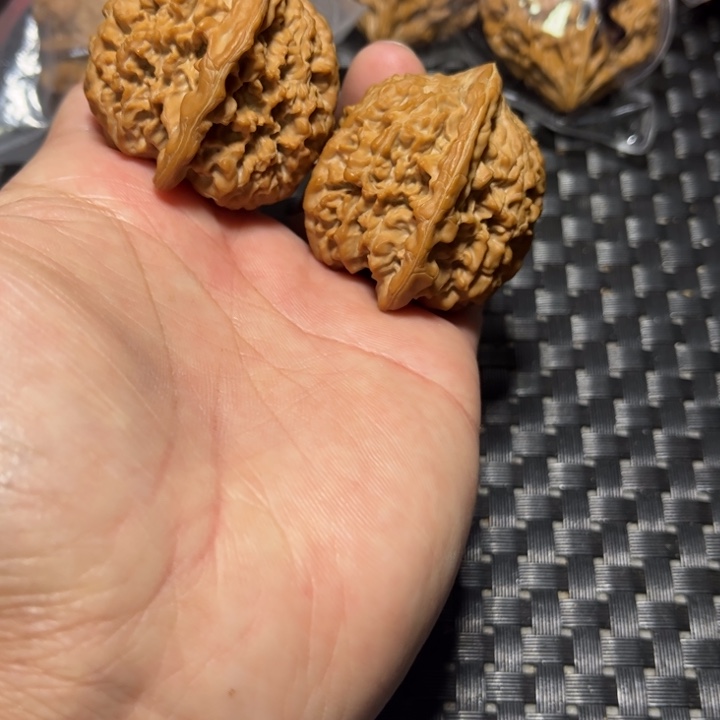 文玩核桃吊坠满天星