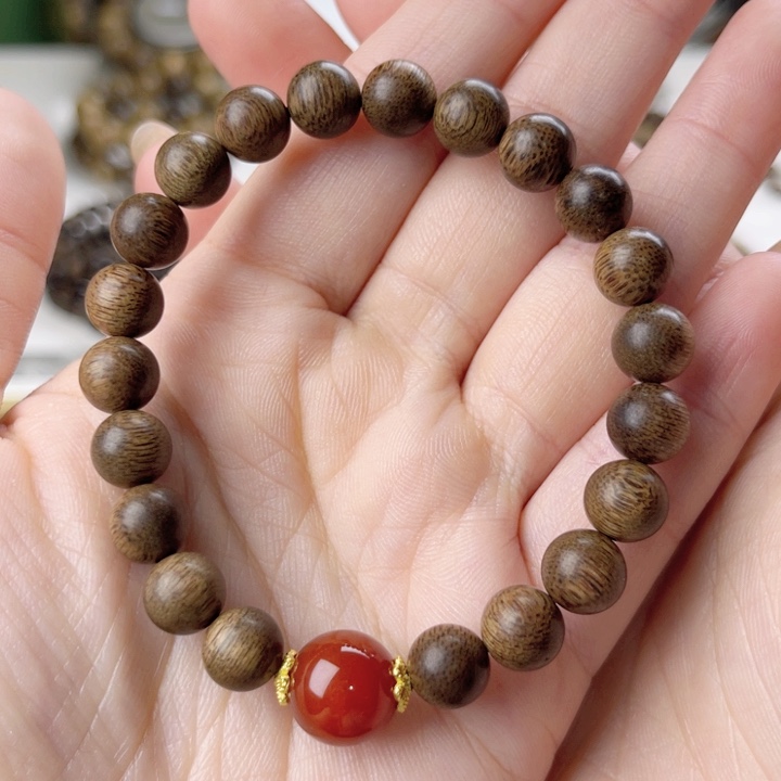 沉香手串越南富森红土沉香瘤疤沉水老料0.9