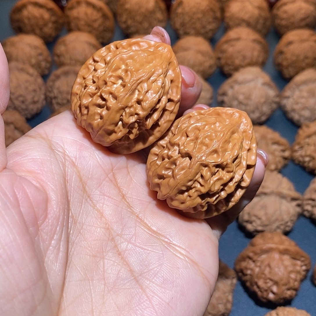 文玩核桃把件34.5佛塔