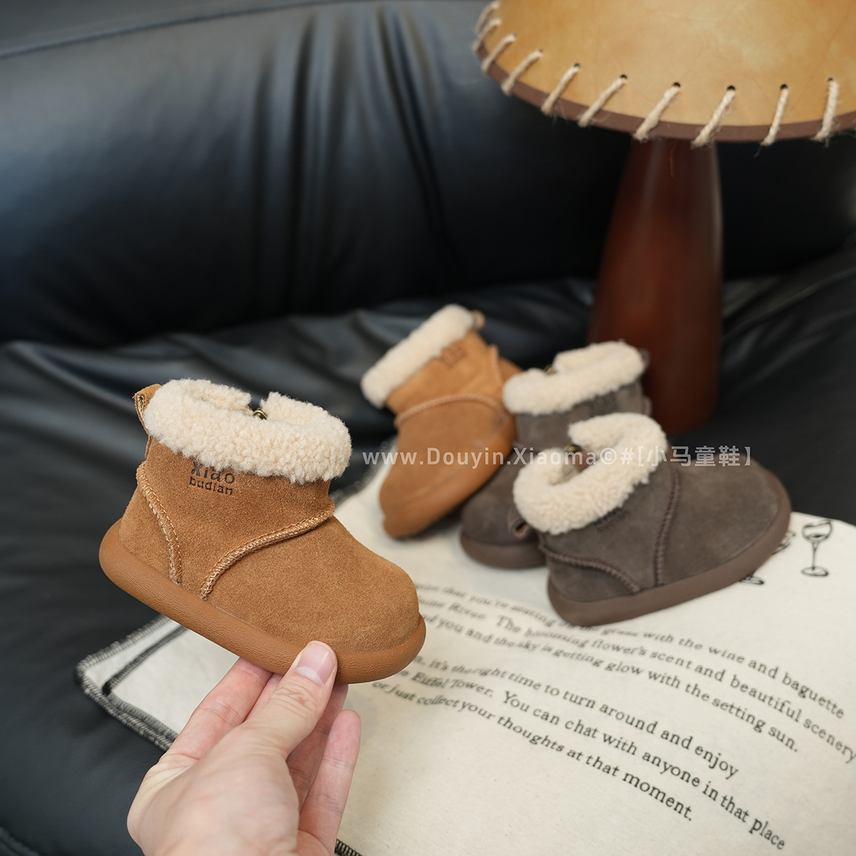 婴儿软底雪地靴女童鞋子宝宝加绒鞋冬季儿童棉鞋男童羊羔绒保暖鞋