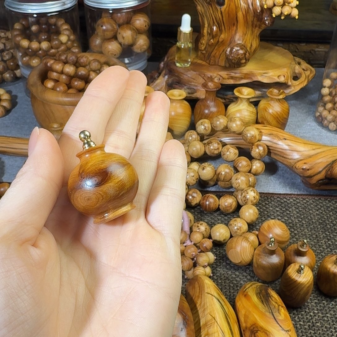 小***行柏木（崖柏）北太行崖柏陈化