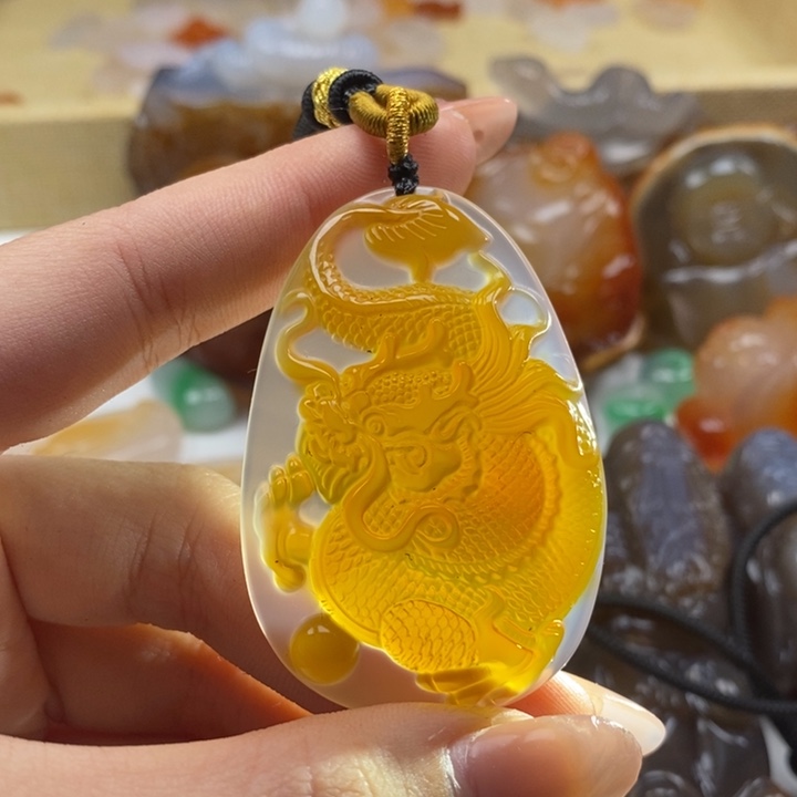 玛瑙/玉髓未镶嵌颈饰