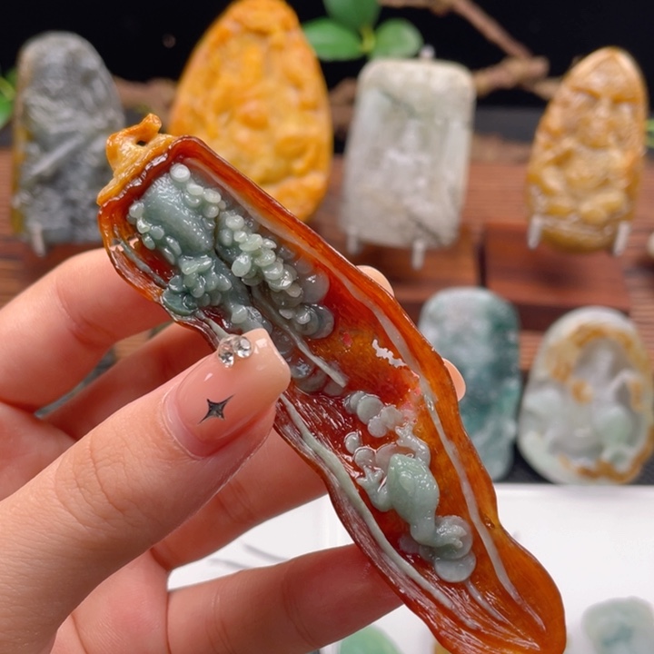 定制翡翠未镶嵌翡翠