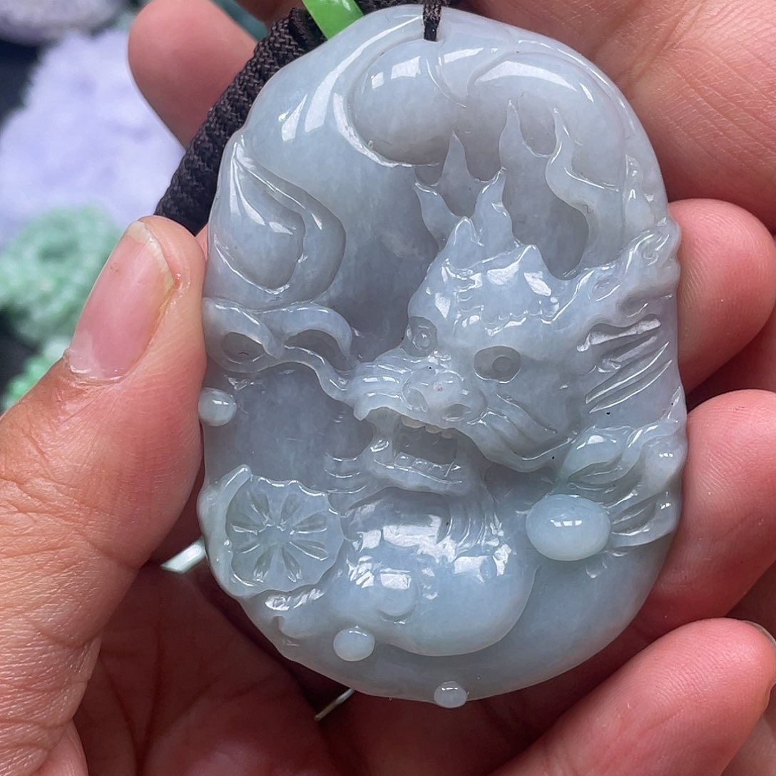 翡翠未镶嵌颈饰翡玉缘翡翠