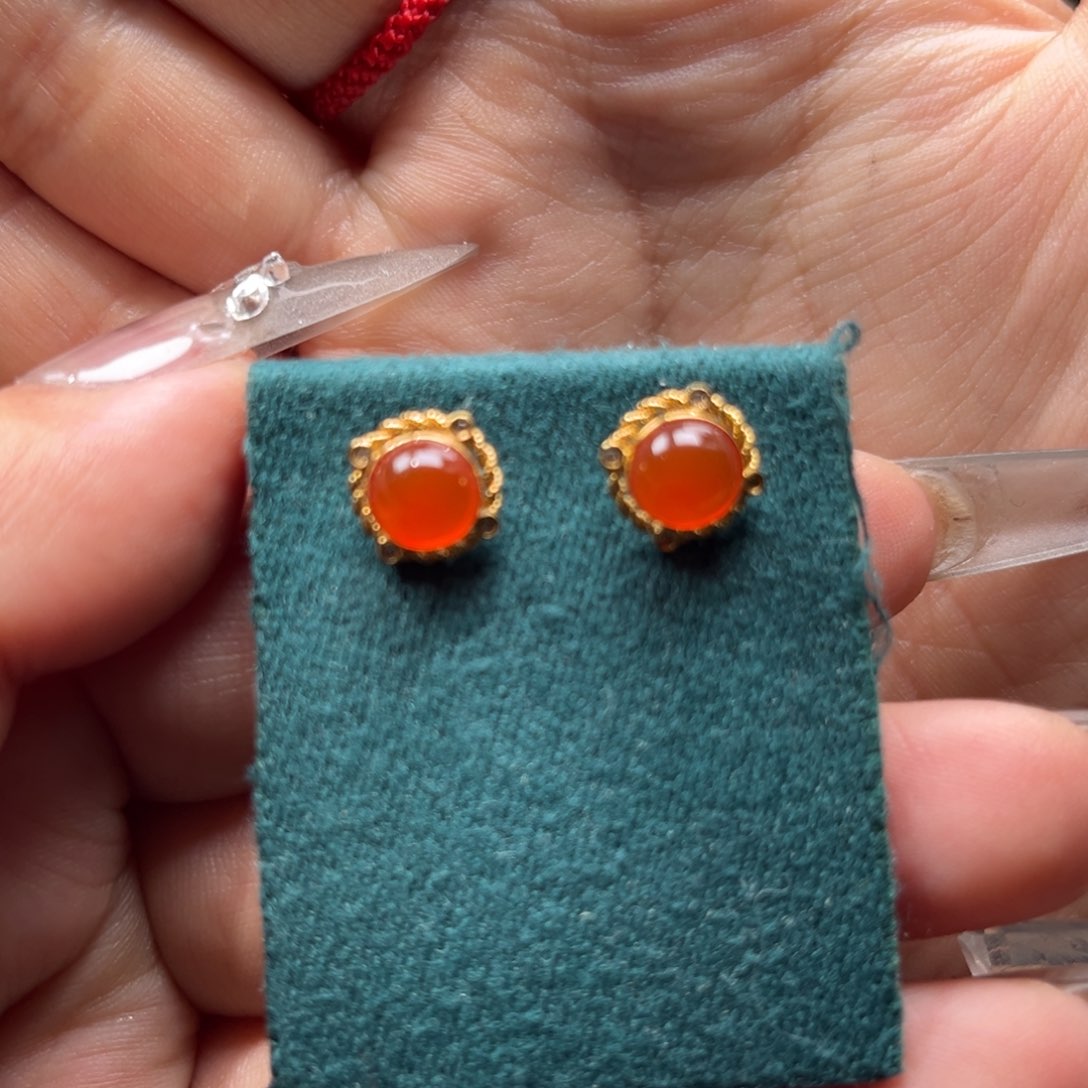 南红玛瑙耳钉18K金镶嵌
