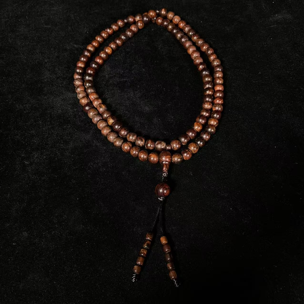 Lot20:  黄花梨念珠108颗重：174g