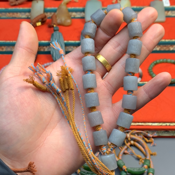 和田玉（糖玉）颈饰未镶嵌宜***堂