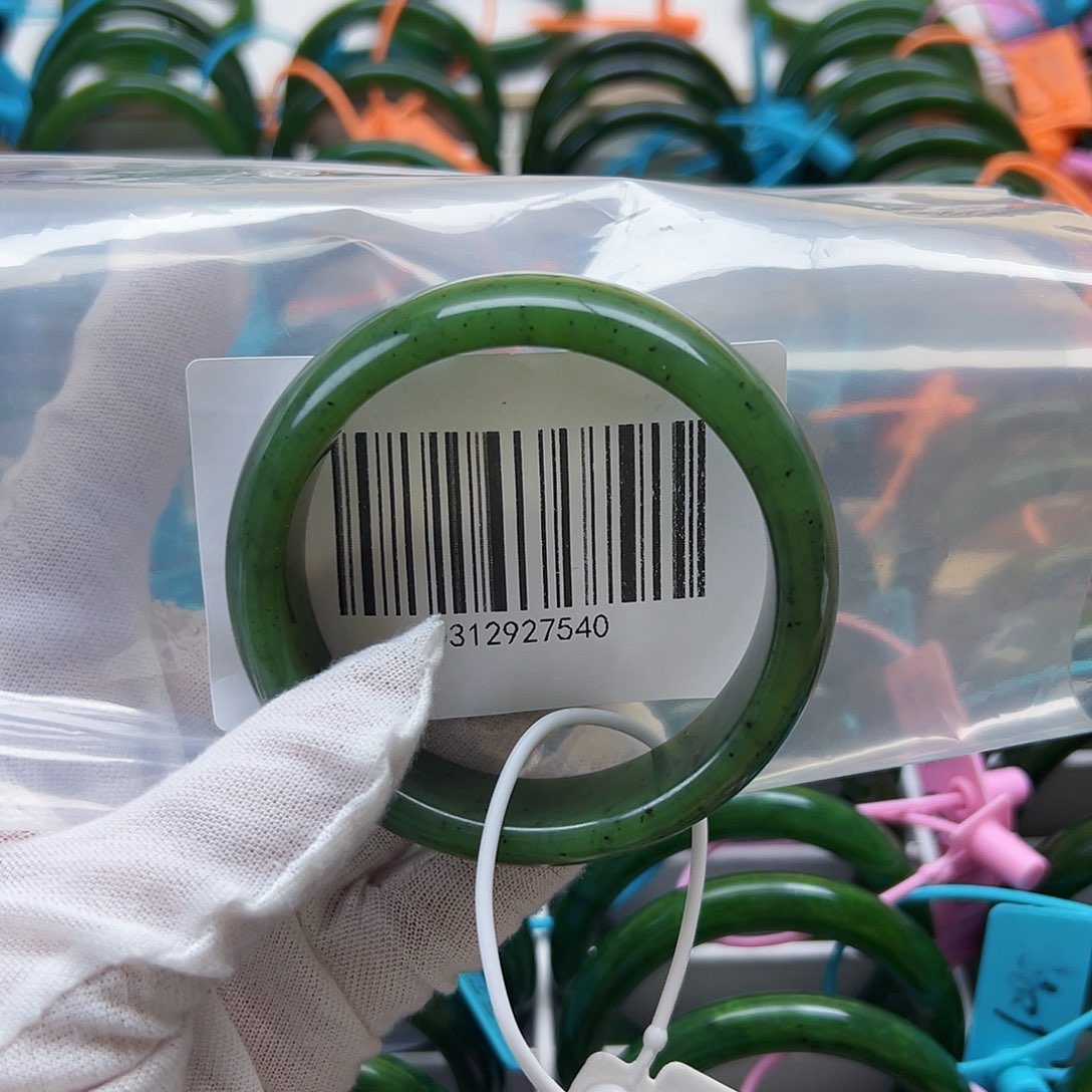 和田玉手镯未镶嵌61.2