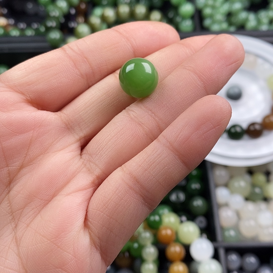 和田玉（碧玉）未镶嵌珠宝半成品