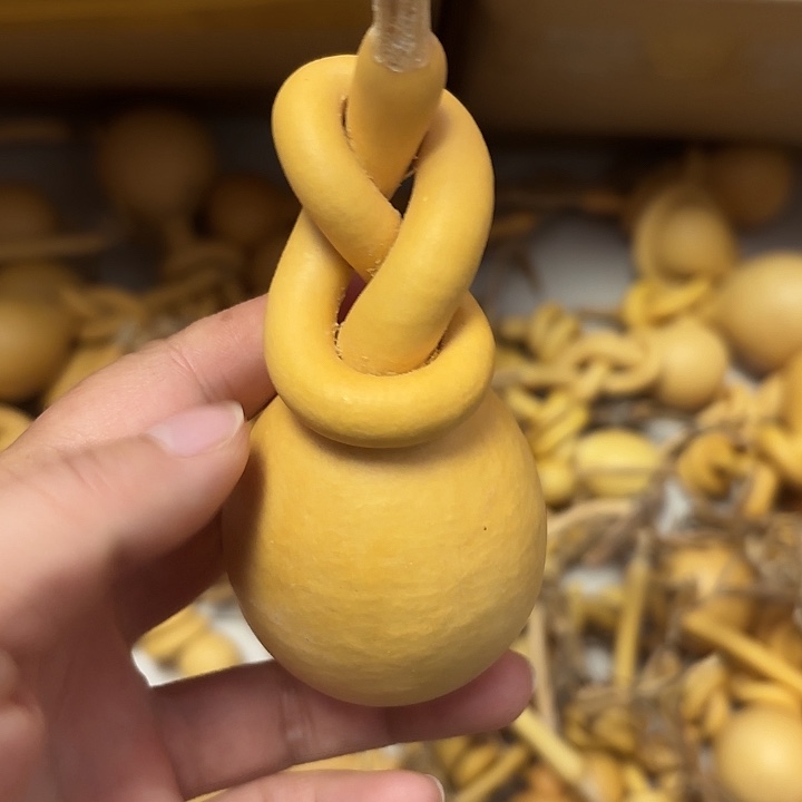 ****.一把葫芦便宜漏了