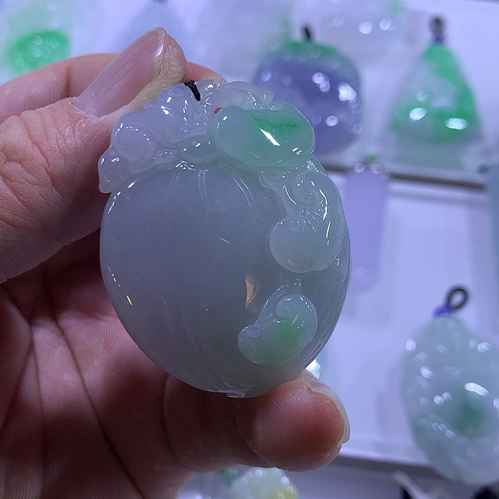 翡翠未镶嵌颈饰天然翡翠Ａ货吊坠