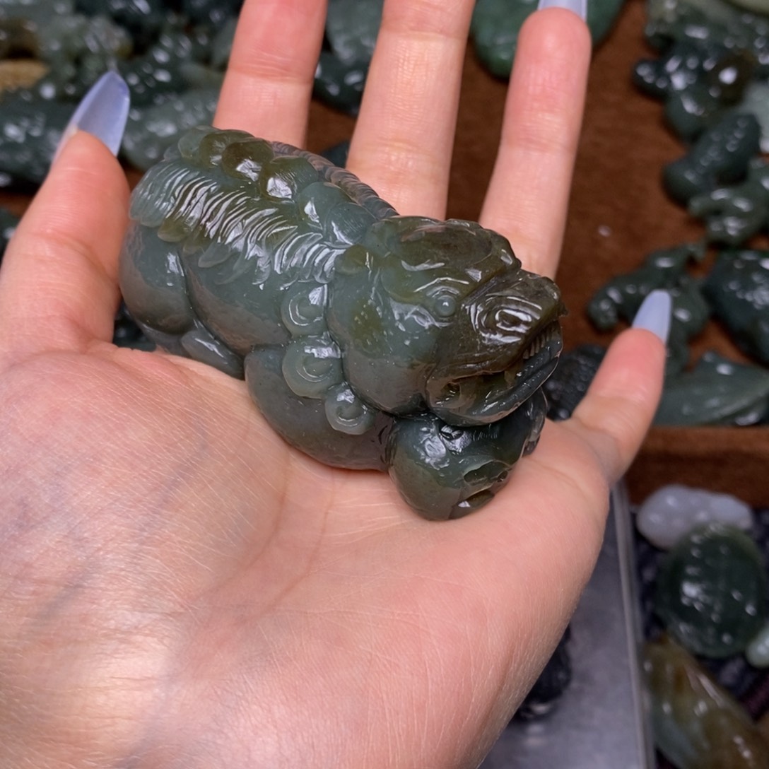 和田玉颈饰未镶嵌用****3