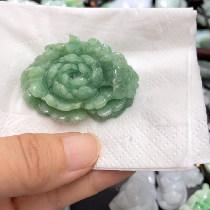 【闪购商品】翡翠颈饰未镶嵌天然翡翠