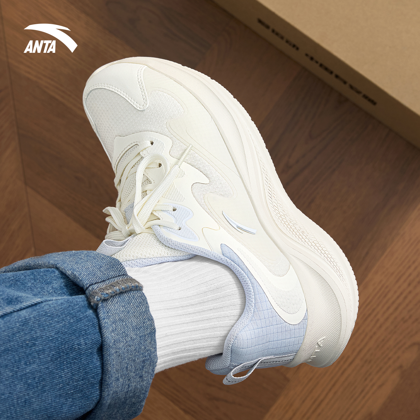 安踏女鞋漫步新款正品运动鞋透气轻便软底休闲鞋时尚百搭防滑鞋子商品图