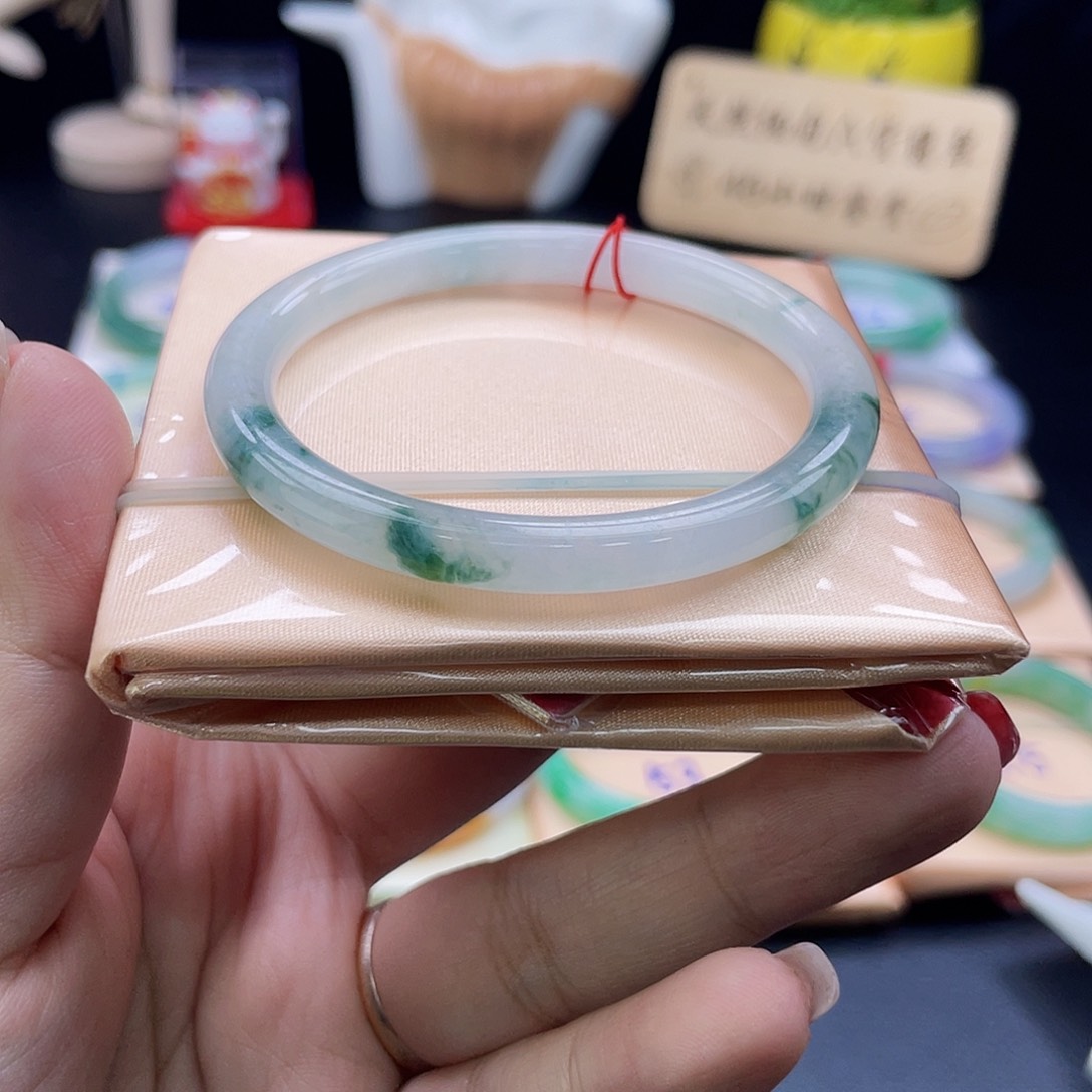 未镶嵌手镯翡翠31号大漏