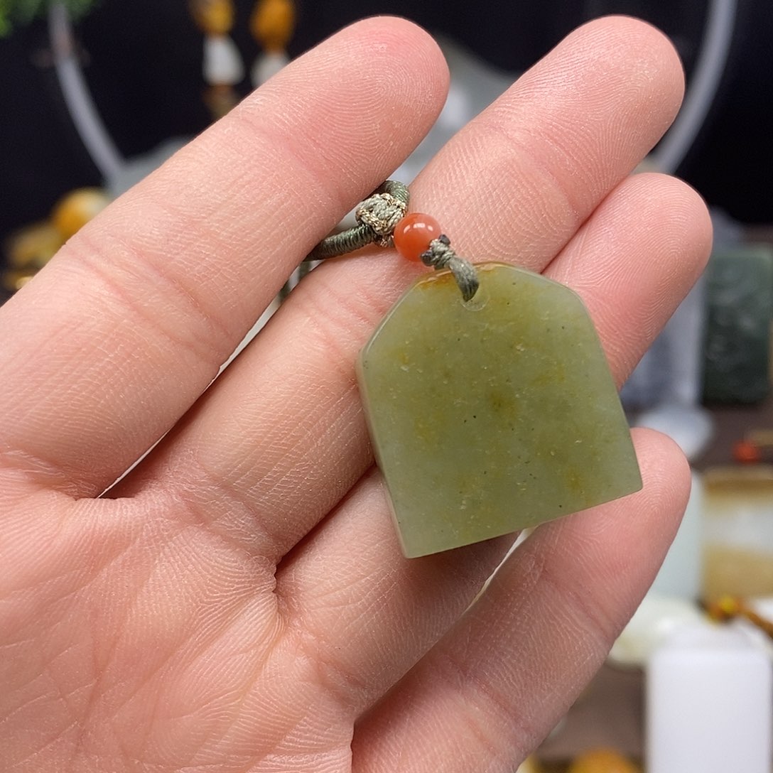 和田玉颈饰未镶嵌5