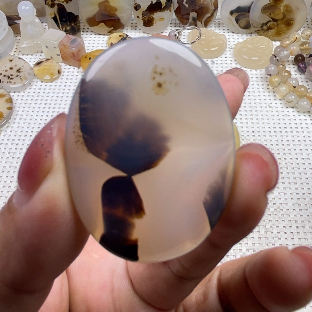 玛瑙/玉髓未镶嵌颈饰