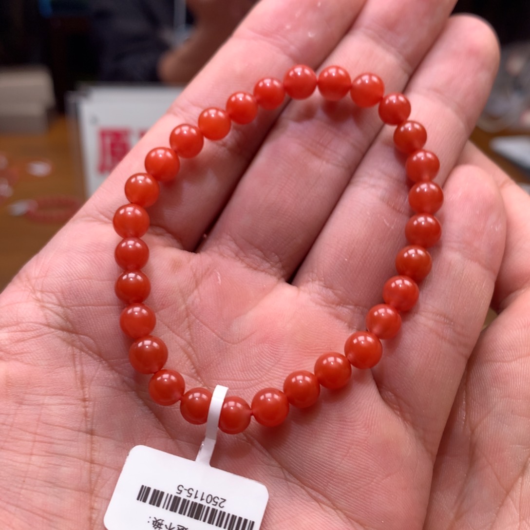 南红玛瑙单圈未镶嵌6mm➕锦红（微瑕）