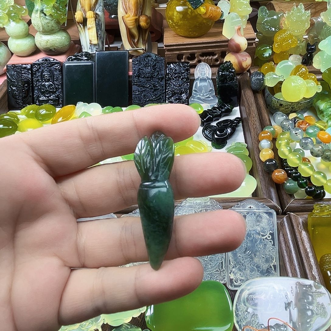 岫玉未镶嵌吊坠(不含链)