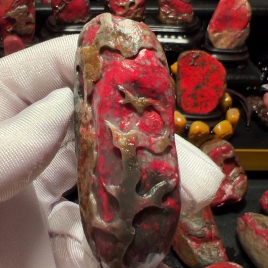 昌化鸡血石原石手把