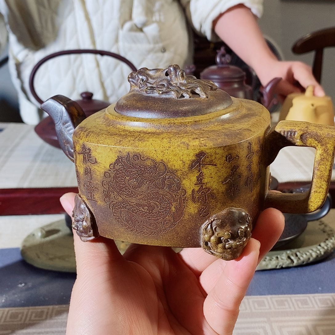 紫砂茶壶宜兴紫砂壶在哪里上班嘛