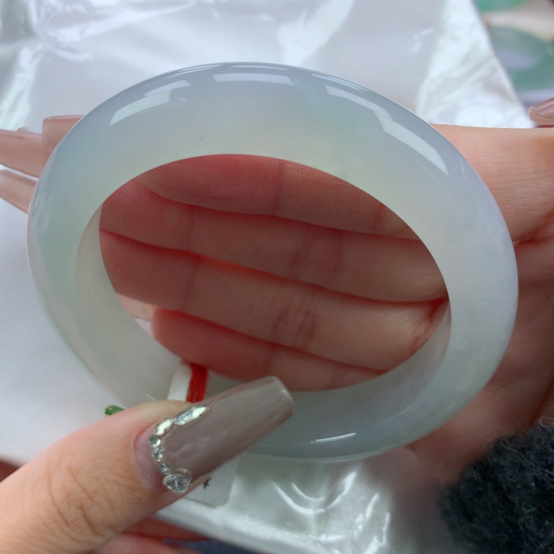 翡翠手镯未镶嵌56.8正圈