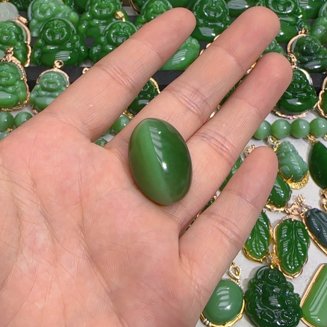 和田玉（碧玉）未镶嵌颈饰