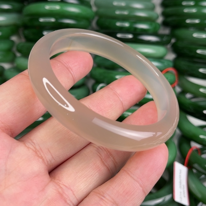 玛瑙/玉髓手镯未镶嵌60.5～1