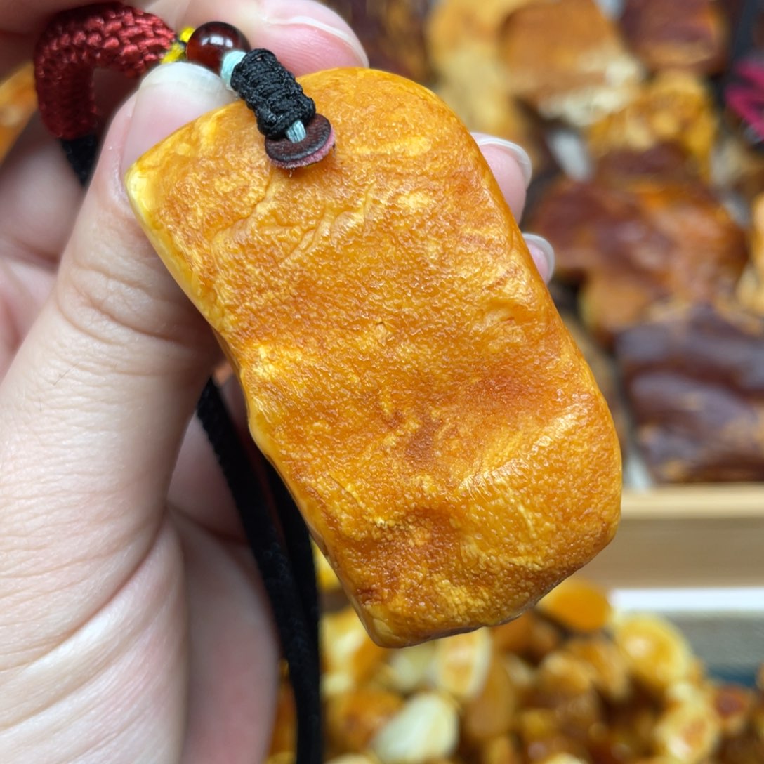 蜜蜡珠宝奇石未镶嵌