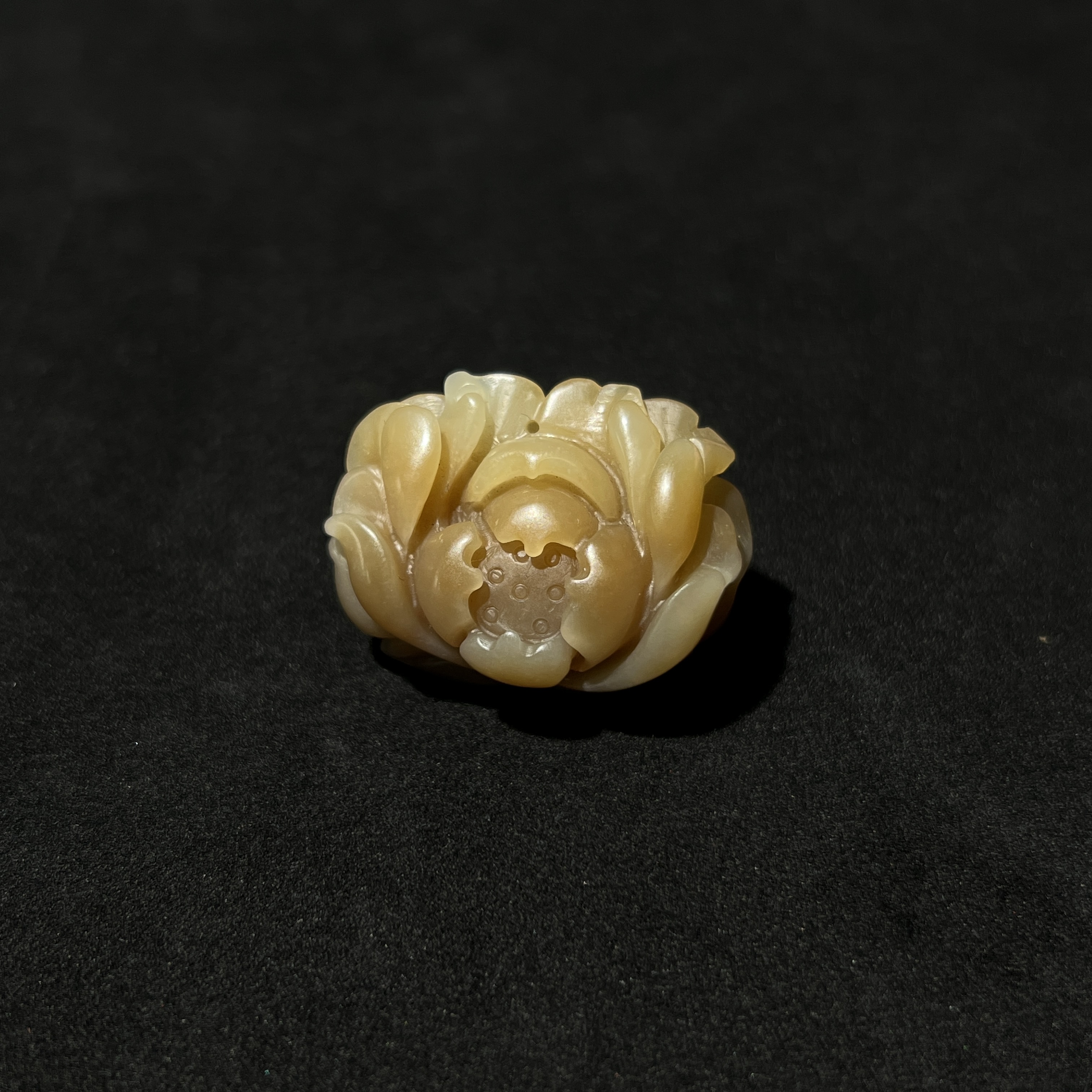 "晚清民国和田玉莲花/ DL276347/ 古玩/收藏/德州文物"