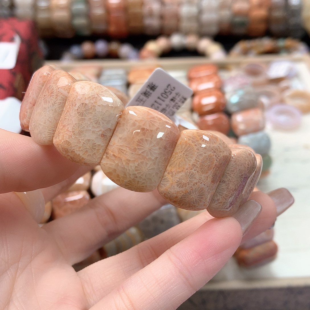 硅化珊瑚（珊瑚玉）手链未镶嵌L*媛225