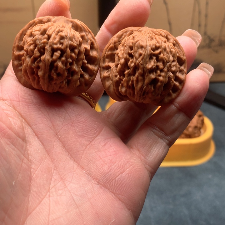 文玩核桃吊坠山西汉高楼