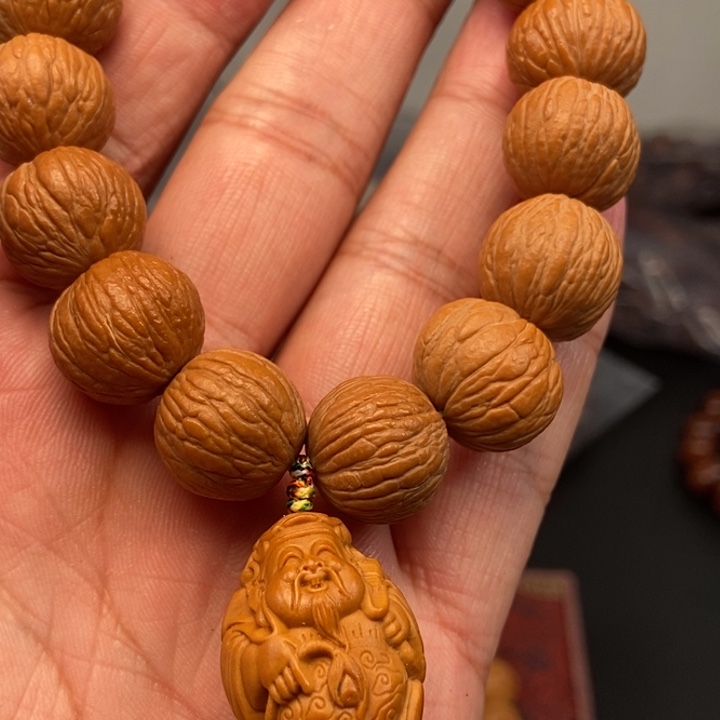 猴头核桃吊坠我们