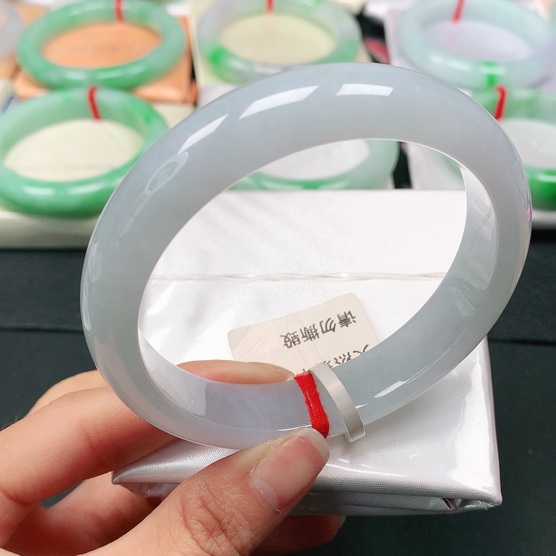 翡翠手镯未镶嵌天然翡翠手镯60