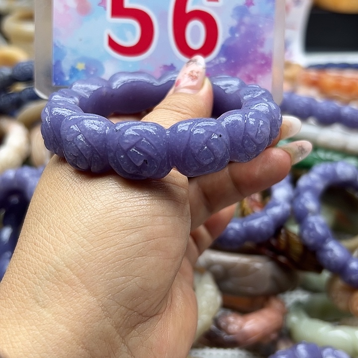 未镶嵌手镯石英岩玉