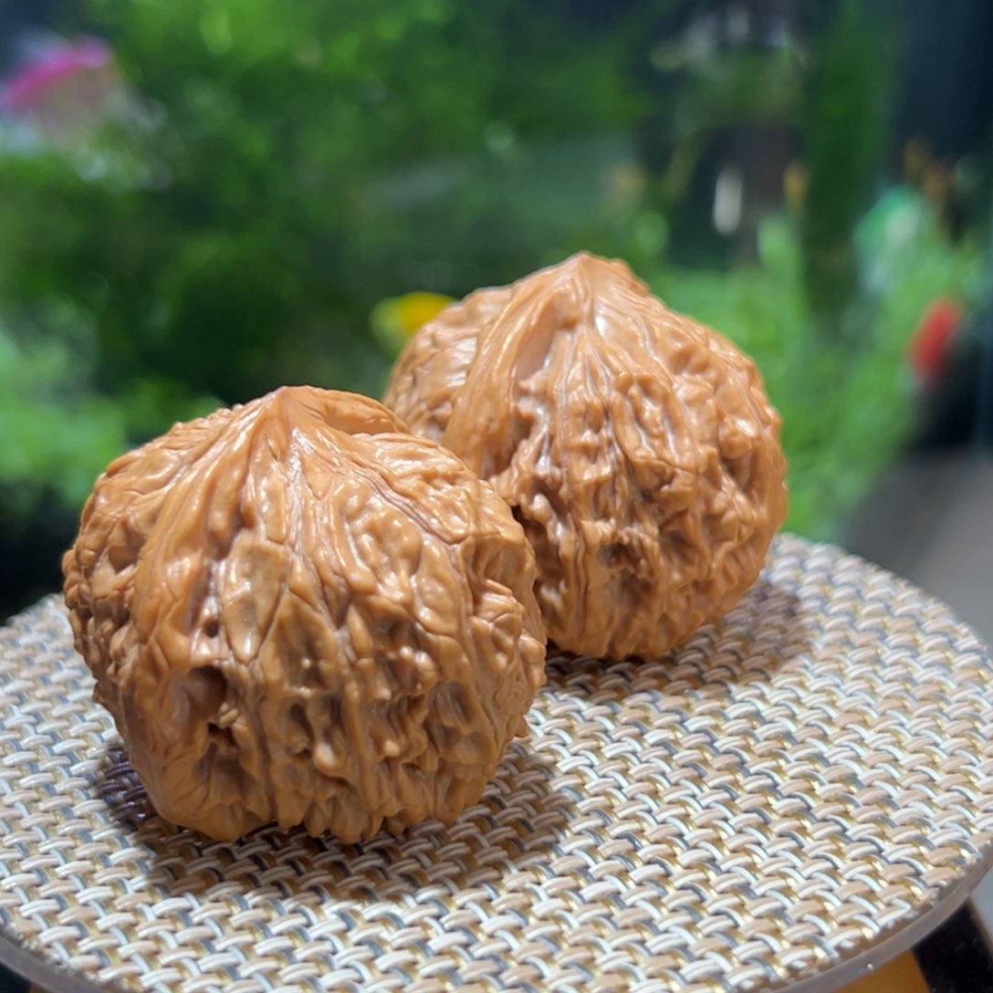 桃核把件闷尖狮子头35.37.33