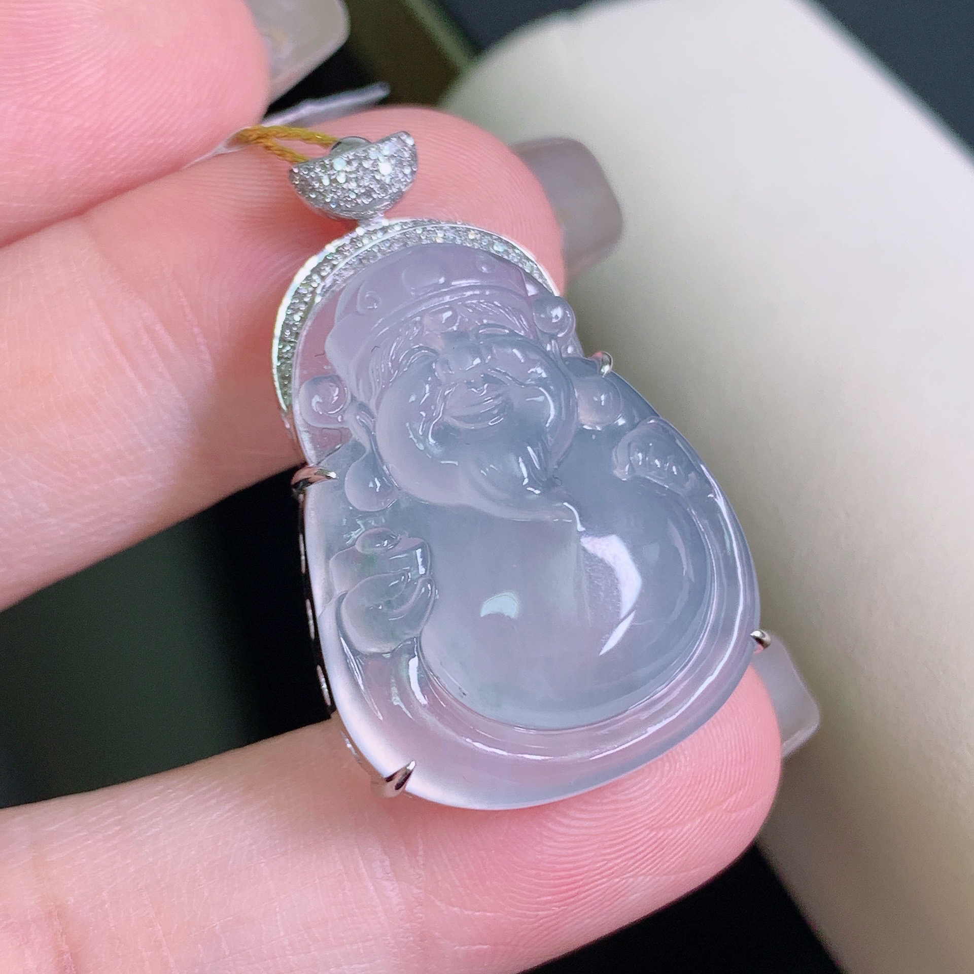 天然缅甸A货翡翠冰种财神吊坠揭阳精品翡翠